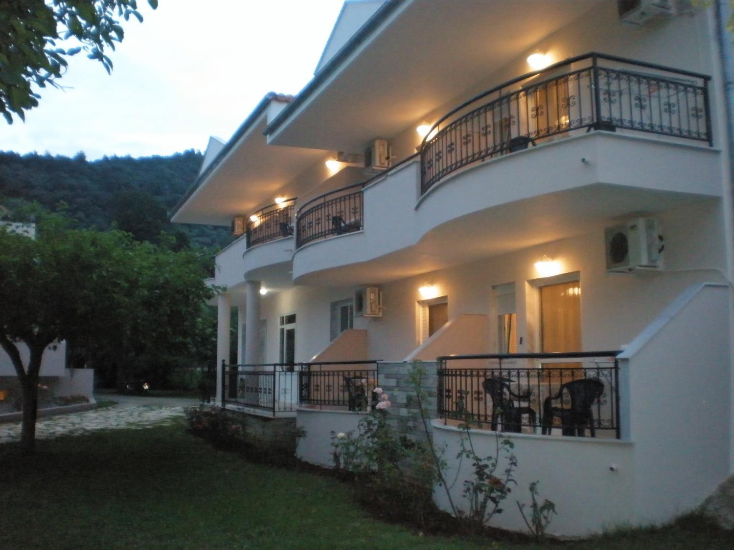 Aneton Aparthotel Chrysi Ammoudia Exterior foto