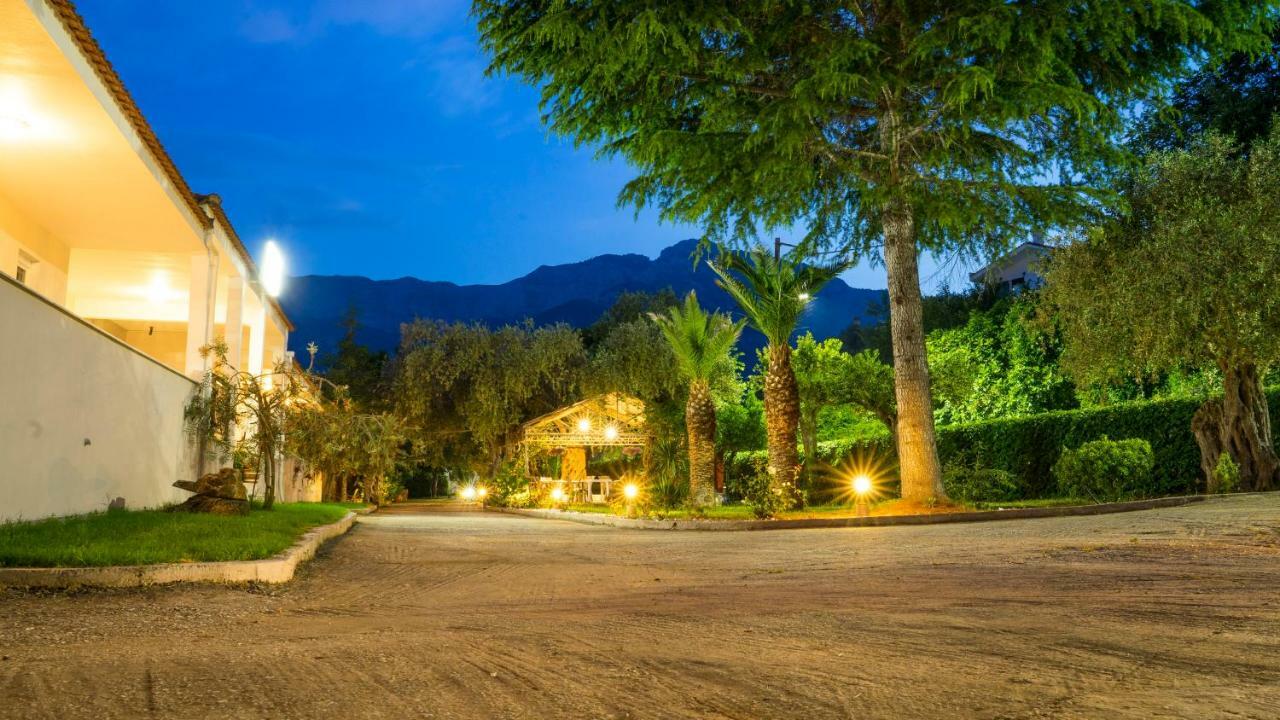 Aneton Aparthotel Chrysi Ammoudia Exterior foto